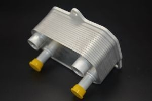 Aluminium Engine Oil Cooler for Dodge Journey 2009 2.4L 3.5L Naturally Aspirated